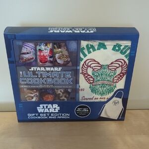 Star Wars: Gift Set Edition Cookbook and Apron Brand New